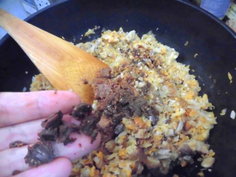 ベジ肉味噌の作り方:愛知県豊田市でいただいた醤油のしぼりかす大豆
